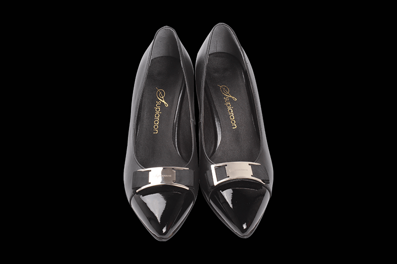 Pump Low Heeels